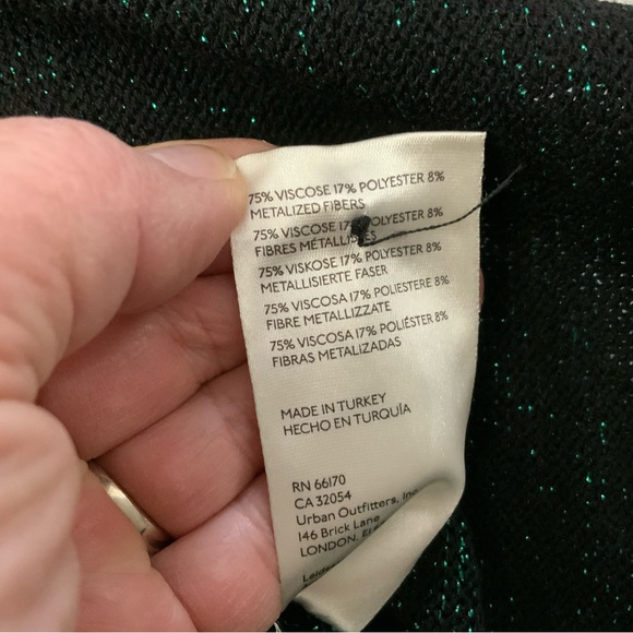 Free People Emerald Green Emmaline Metallic Cardigan Sweater Size Medium
New - Picture 7 of 12